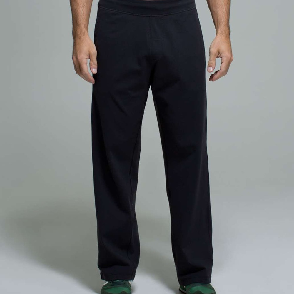 THE Basic Lululemon KUNG FU pants! Black - Joggers
